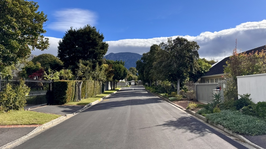 To Let 3 Bedroom Property for Rent in Tokai Western Cape